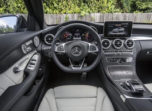 Mercedes Benz 4MATIC